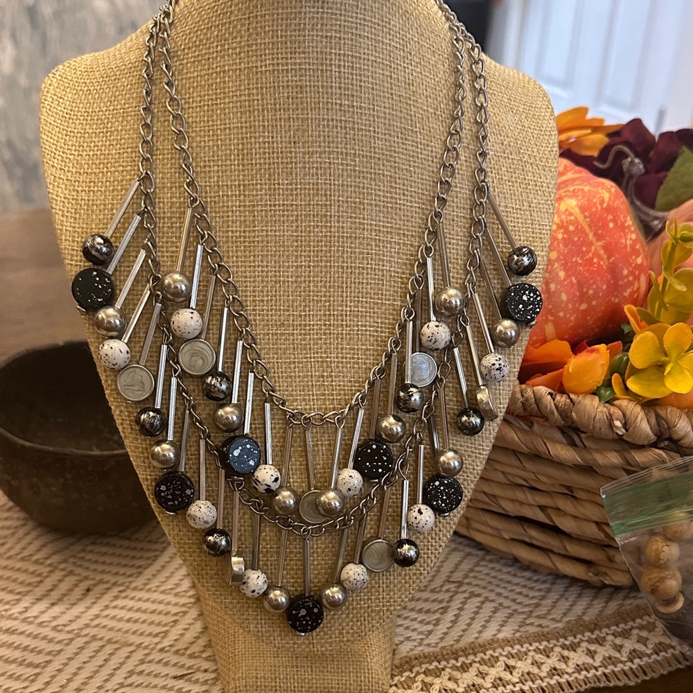 NY Collection Silver and Black Multi-Layer Necklace